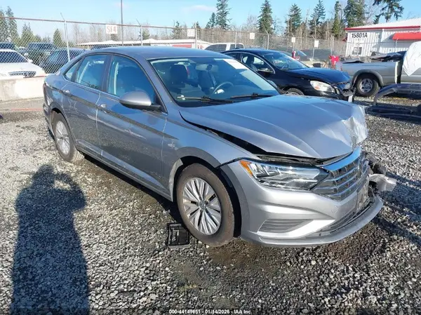 3VWC57BU7KM209806 2019 VOLKSWAGEN JETTA - Image 1