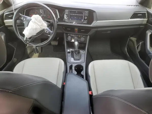3VWC57BU7KM215167 2019 VOLKSWAGEN JETTA - Image 8