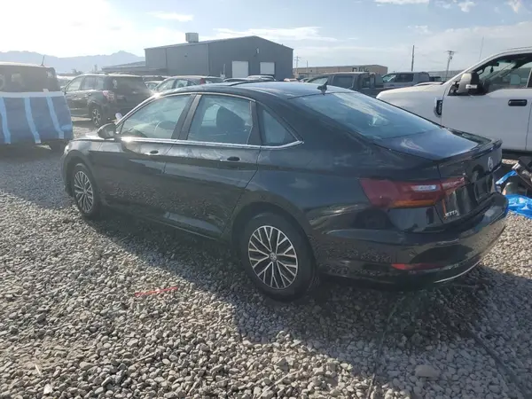 3VWC57BU7KM216321 2019 VOLKSWAGEN JETTA - Image 2