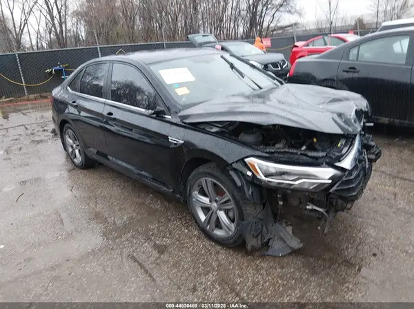 3VWC57BU7KM217260 2019 VOLKSWAGEN JETTA - Image 1