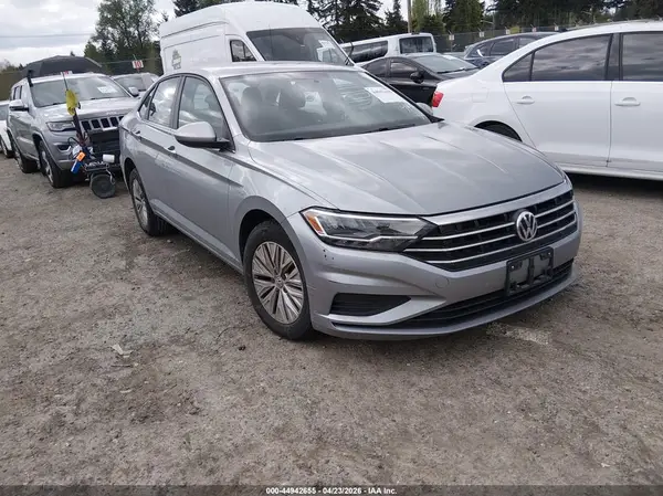 3VWC57BU7KM217484 2019 VOLKSWAGEN JETTA - Image 1