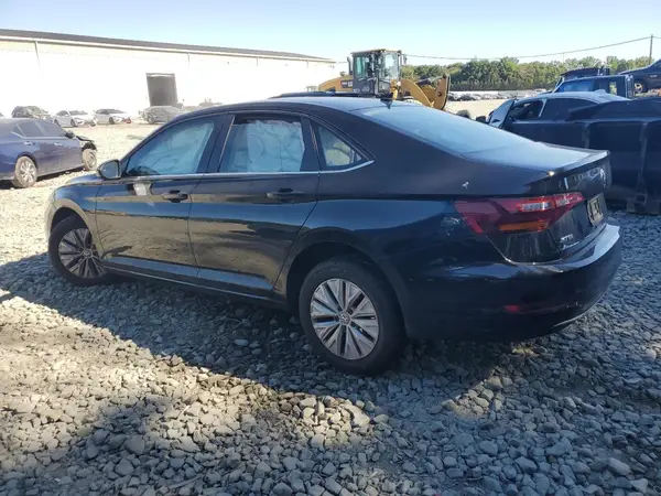 3VWC57BU7KM238304 2019 VOLKSWAGEN JETTA - Image 2
