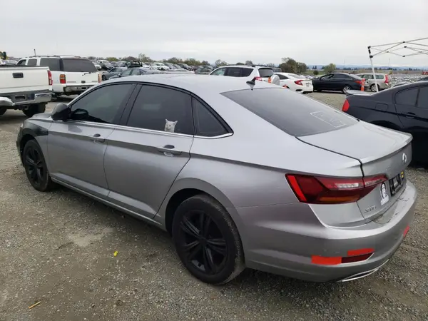 3VWC57BU7KM251358 2019 VOLKSWAGEN JETTA - Image 2