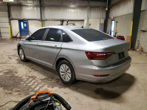 3VWC57BU7KM259024 2019 VOLKSWAGEN JETTA - Image 2