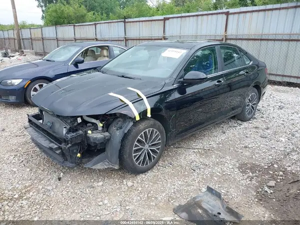 3VWC57BU7KM260660 2019 VOLKSWAGEN JETTA - Image 2