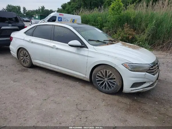 3VWC57BU7KM263073 2019 VOLKSWAGEN JETTA - Image 1
