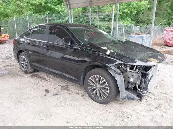 3VWC57BU7KM268290 2019 VOLKSWAGEN JETTA - Image 1
