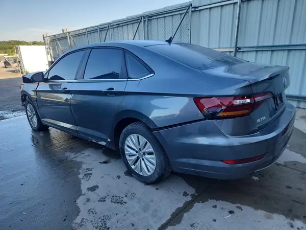 3VWC57BU7KM270430 2019 VOLKSWAGEN JETTA - Image 2