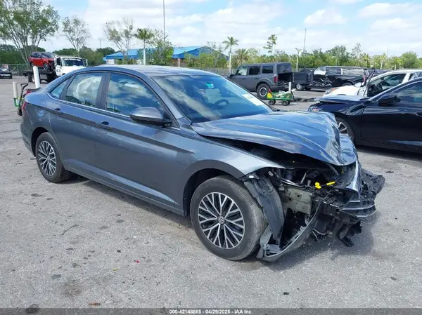 3VWC57BU7MM013061 2021 VOLKSWAGEN JETTA - Image 1