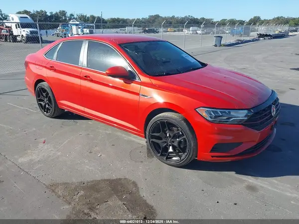 3VWC57BU7MM055827 2021 VOLKSWAGEN JETTA - Image 1