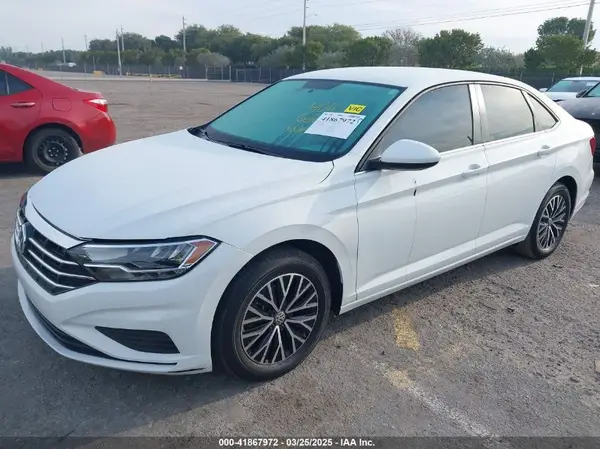 3VWC57BU7MM103942 2021 VOLKSWAGEN JETTA - Image 2