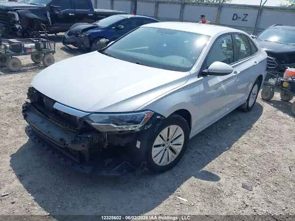 3VWC57BU8KM011784 2019 VOLKSWAGEN JETTA - Image 2