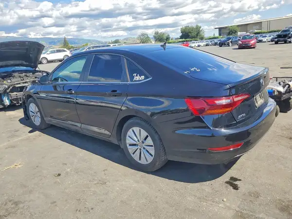 3VWC57BU8KM031792 2019 VOLKSWAGEN JETTA - Image 2