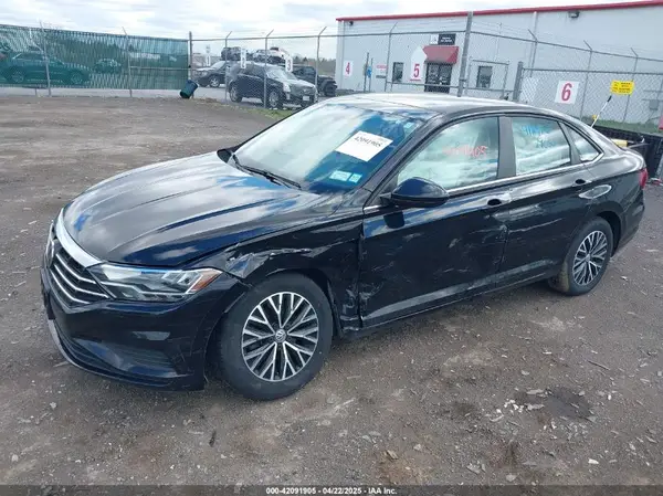 3VWC57BU8KM040749 2019 VOLKSWAGEN JETTA - Image 2