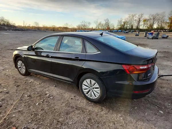 3VWC57BU8KM046115 2019 VOLKSWAGEN JETTA - Image 2