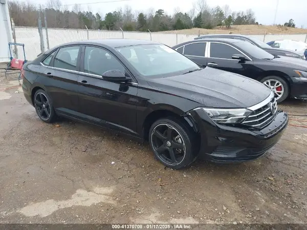 3VWC57BU8KM057180 2019 VOLKSWAGEN JETTA - Image 1