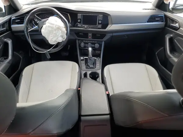 3VWC57BU8KM058975 2019 VOLKSWAGEN JETTA - Image 8