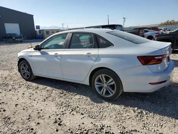 3VWC57BU8KM117832 2019 VOLKSWAGEN JETTA - Image 2