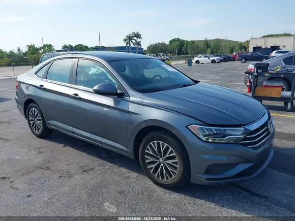 3VWC57BU8KM120682 2019 VOLKSWAGEN JETTA - Image 1
