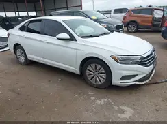 3VWC57BU8KM130113 2019 VOLKSWAGEN JETTA
