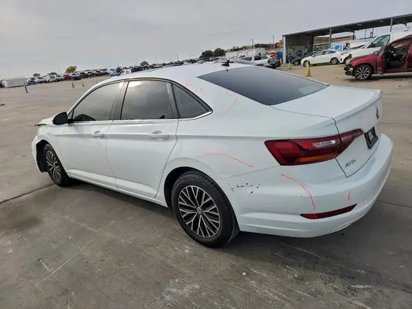 3VWC57BU8KM132377 2019 VOLKSWAGEN JETTA - Image 2