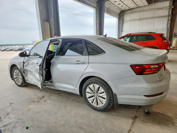 3VWC57BU8KM136347 2019 VOLKSWAGEN JETTA - Image 2