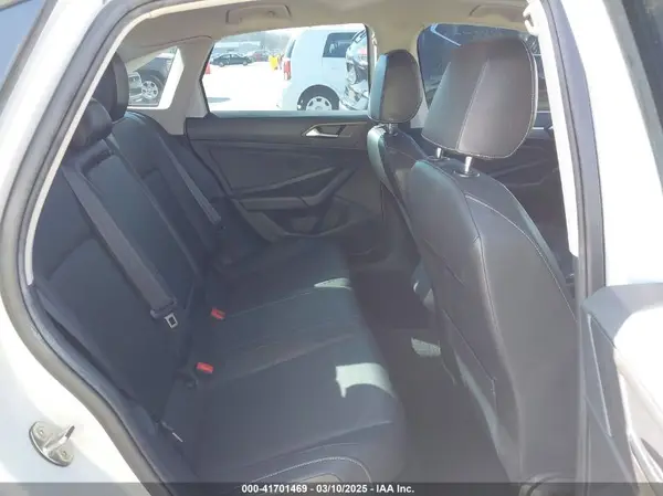 3VWC57BU8KM139474 2019 VOLKSWAGEN JETTA - Image 8