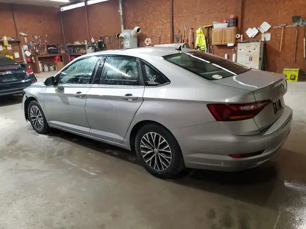 3VWC57BU8KM186052 2019 VOLKSWAGEN JETTA - Image 2
