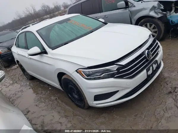 3VWC57BU8KM205246 2019 VOLKSWAGEN JETTA - Image 1