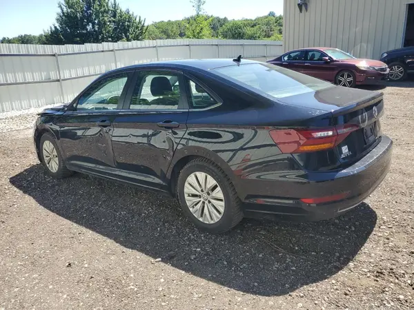 3VWC57BU8KM227795 2019 VOLKSWAGEN JETTA - Image 2