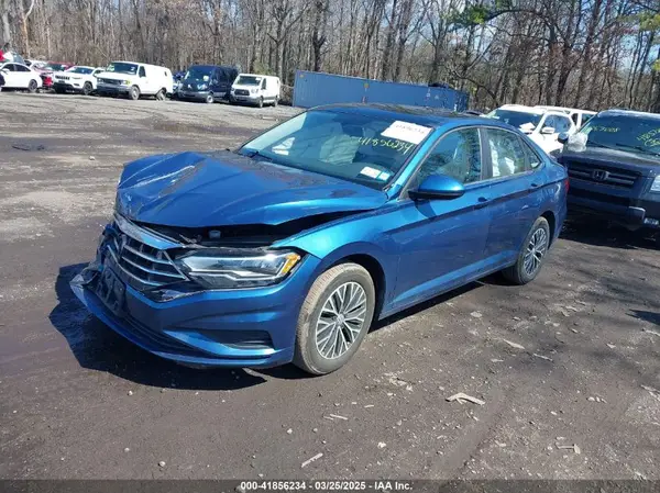 3VWC57BU8KM231782 2019 VOLKSWAGEN JETTA - Image 2