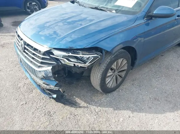 2019 VOLKSWAGEN JETTA auction photo 6