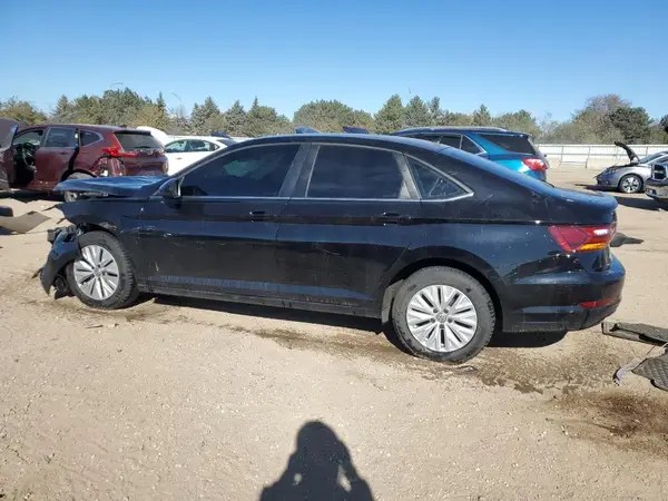 3VWC57BU9KM033082 2019 VOLKSWAGEN JETTA - Image 2