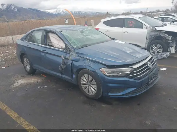 3VWC57BU9KM056541 2019 VOLKSWAGEN JETTA - Image 1