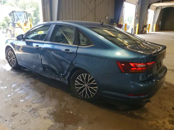 3VWC57BU9KM057110 2017 VOLKSWAGEN JETTA - Image 2