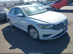 3VWC57BU9KM081083 2019 VOLKSWAGEN JETTA
