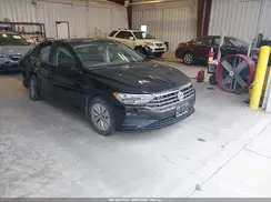 3VWC57BU9KM081956 2019 VOLKSWAGEN JETTA