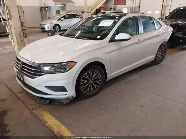3VWC57BU9KM084226 2019 VOLKSWAGEN JETTA - Image 2