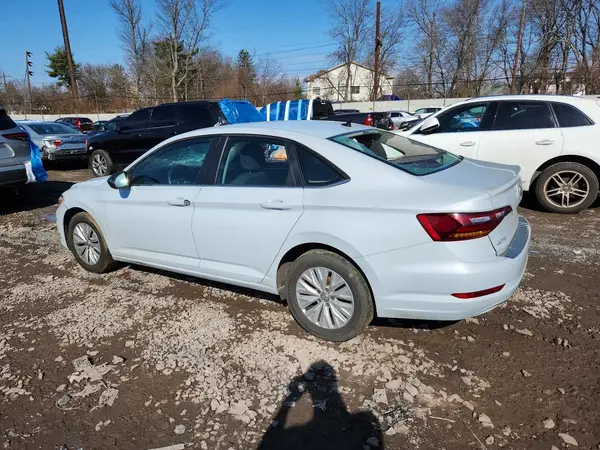 3VWC57BU9KM111859 2019 VOLKSWAGEN JETTA - Image 2