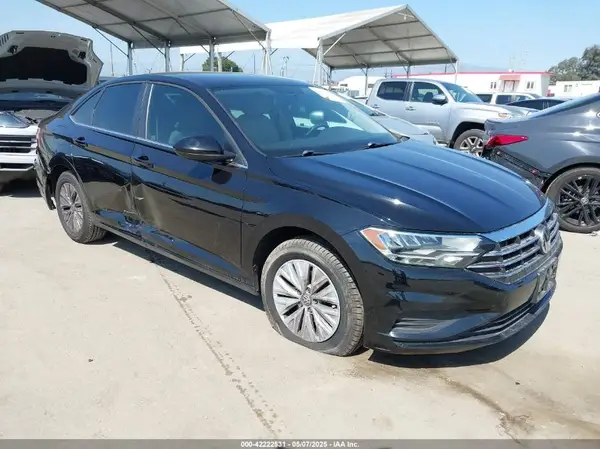 3VWC57BU9KM112526 2019 VOLKSWAGEN JETTA - Image 1