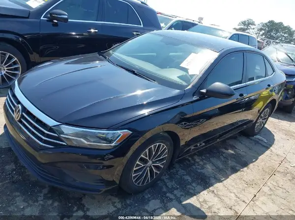 3VWC57BU9KM158048 2019 VOLKSWAGEN JETTA - Image 2