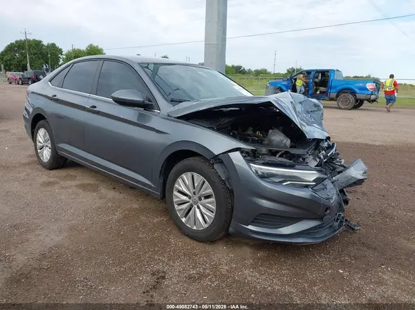 3VWC57BU9KM158213 2019 VOLKSWAGEN JETTA - Image 1
