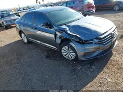 3VWC57BU9KM180714 2019 VOLKSWAGEN JETTA