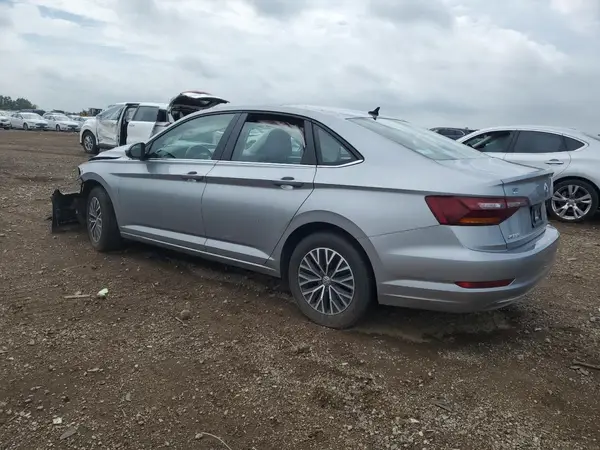 3VWC57BU9KM204560 2019 VOLKSWAGEN JETTA - Image 2