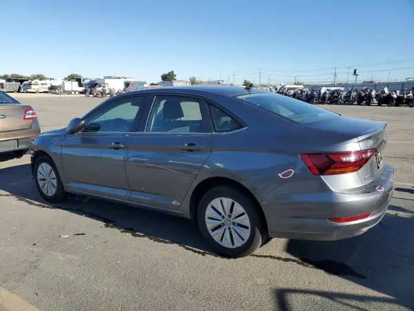 3VWC57BU9KM250972 2019 VOLKSWAGEN JETTA - Image 2