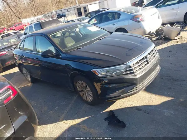 3VWC57BU9KM264497 2019 VOLKSWAGEN JETTA - Image 1