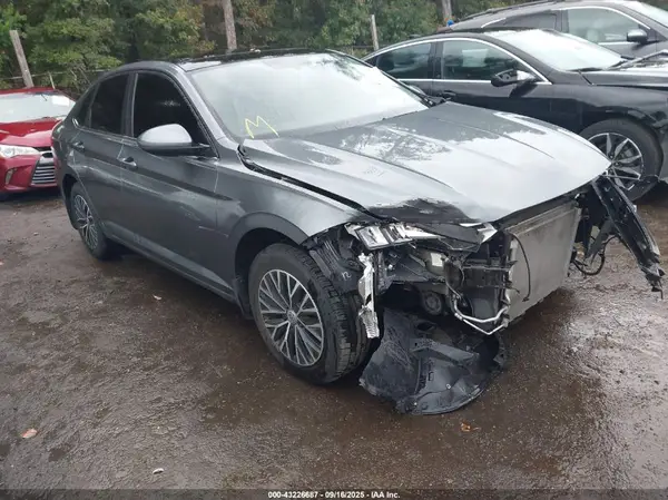 3VWC57BU9KM270753 2019 VOLKSWAGEN JETTA - Image 1