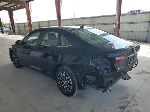 3VWC57BU9MM068028 2021 VOLKSWAGEN JETTA - Image 2