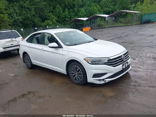 3VWC57BU9MM103778 2021 VOLKSWAGEN JETTA - Image 1