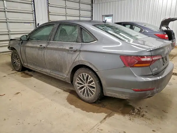 3VWC57BUXKM007574 2019 VOLKSWAGEN JETTA - Image 2